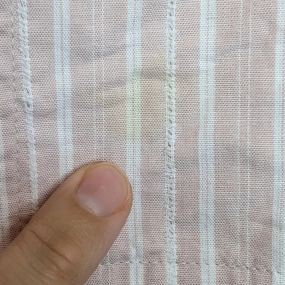 Universal Thread Pink Strip Button Down Collared Blouse Shirt Woman M  - Stain - Picture 9 of 9